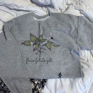 Yeti Trail Runner Fleur Fatale sweatshirt